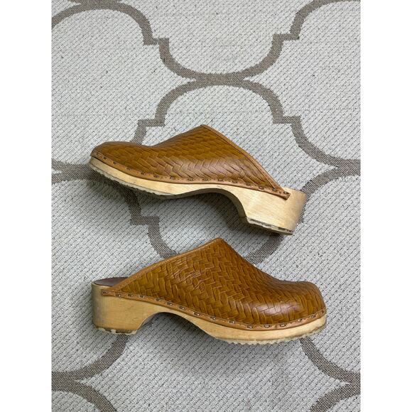 Olof Daughters Wooden Leather Clogs by Ulla made in Finland, size 38/ US 7.5 - Picture 9 of 14